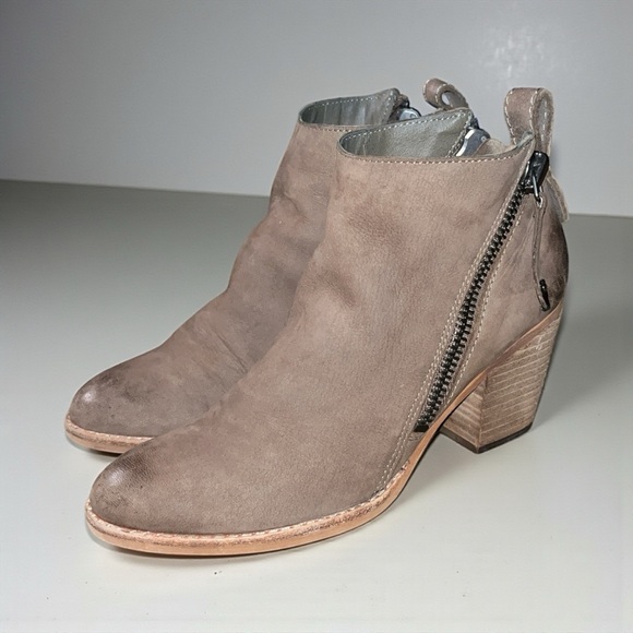 Dolce Vita “Jaeger” Nubuck Leather Double Zip Bootie in Teak Size 6 - Picture 2 of 10